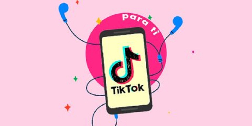 kuva puhelimesta, jossa on tik tok-logo