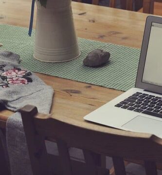 Google Laptop Chrome Chromebook Featured 1000x450