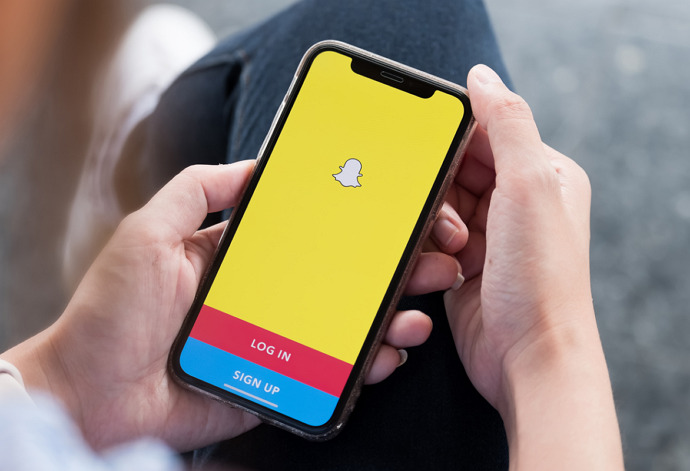 Kuinka palauttaa poistetut Snapchat muistot 2021