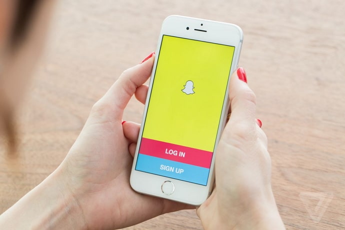Kuinka palauttaa poistetut Snapchat viestit 2021