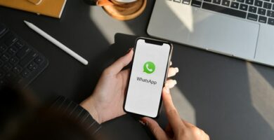 Kuinka piilottaa Whatsapp keskustelut