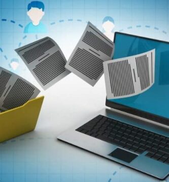 Siirrä tiedostoja muihin tietokoneisiin, joissa on lähellä jakoa Windows 10 1803: ssa 1 Nearby Sharing Files Wireless Featured 1000x450