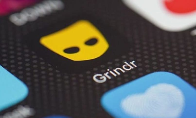 grindr logo 13674