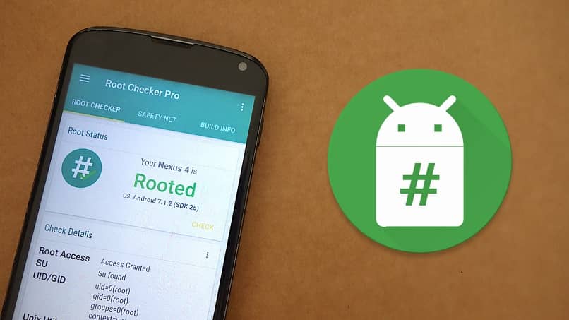 juurtunut Android-puhelin