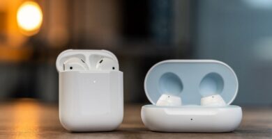 Galaxy Buds y Airpods 1