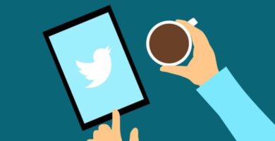 Twitter Liten helppo käyttö virallisena sovelluksena Windowsille (esimerkki) 29 Twitter Cafe