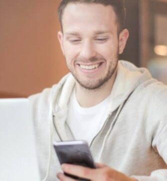 computer laptop smartphone featured 1000x450