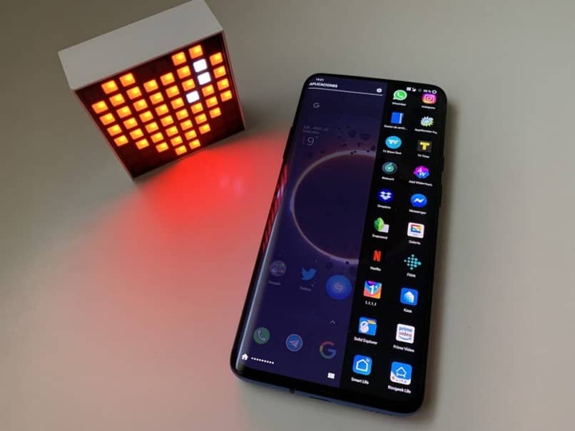 Kuinka koko näytön kokoinen Android-sovellus? 1 corazon movil