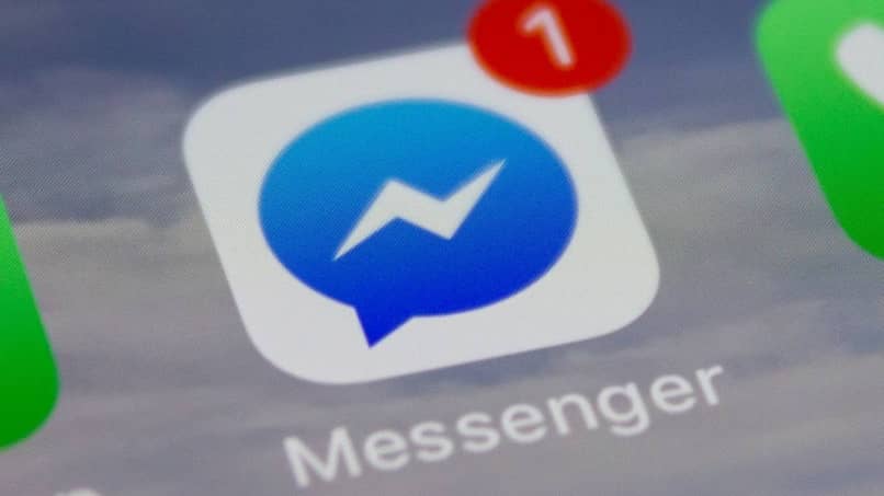 Kuinka poistaa kaikki Facebook Messenger -viestit kerralla 1 facebook messenger aplicacion notificacion mensaje