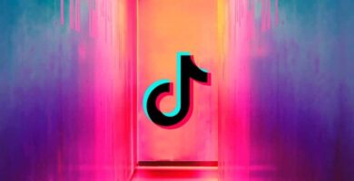 logo tiktok colores