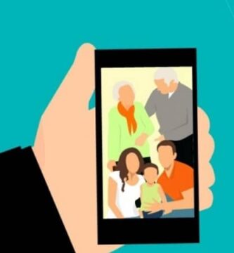 mano movil familia