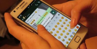 Kuinka määrittää WhatsApp Messenger iOS- ja Android-matkapuhelimissa 22 manos telefono whatsapp