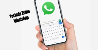 movil mano logo whatsapp