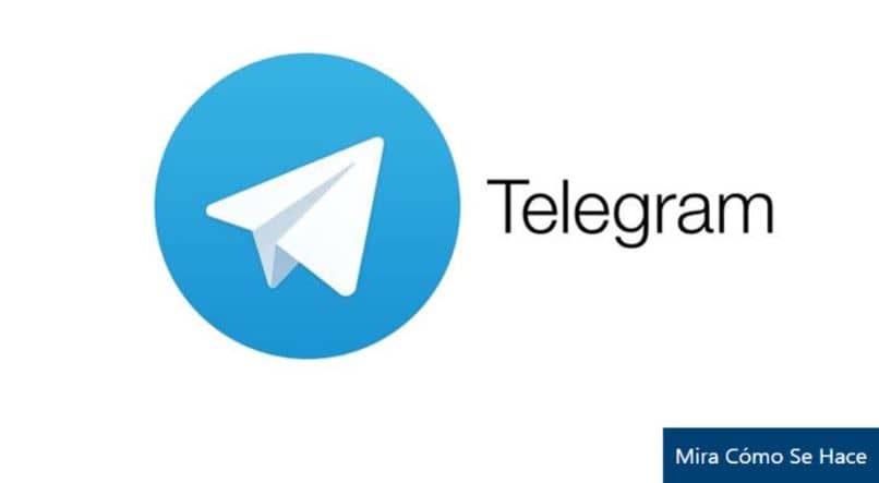 movil telegram fondo blaco