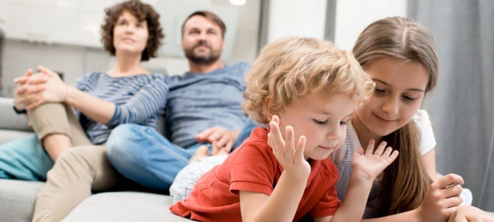 Kuinka käyttää perheenjakoa iOS-, iPadOS- ja macOS-käyttöjärjestelmissä 1 parental controls tablet family ipad featured