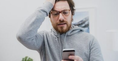 Kuinka määrittää Google Keep -muistutukset päivämäärille, ajoille ja sijainneille 24 reminder phone featured 1000x450