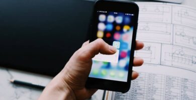 Mitkä ovat parhaat hallinnoijat nopeuttamaan latauksia Androidissa? 16 smartphone dedo 1