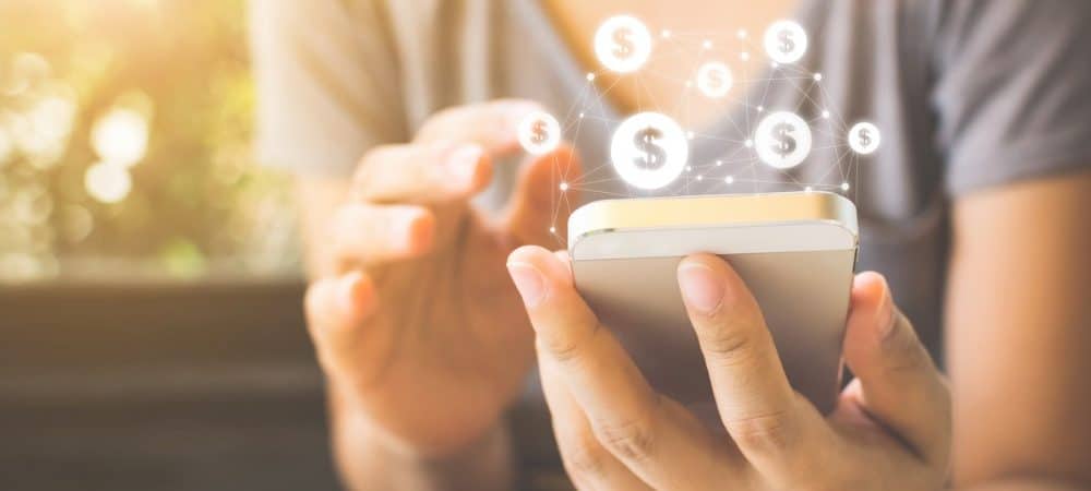 Käytä Googlen budjettiominaisuutta Androidissa estääksesi liikakulut sovelluksissa 1 smartphone mobile budget phone featured