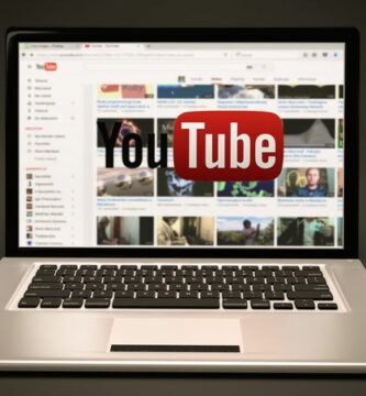 youtube logo laptop