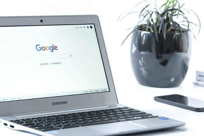 Samsung kannettava tietokone Google-sivulla