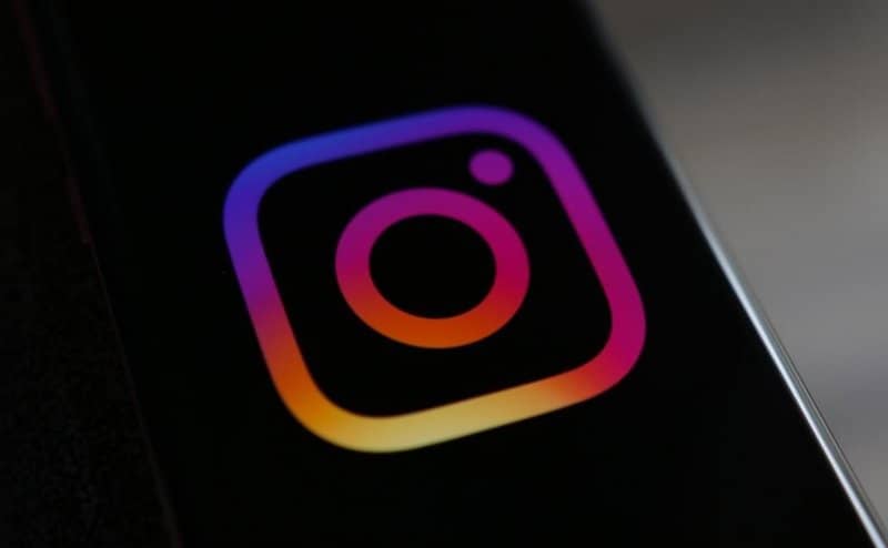 instagram-logo