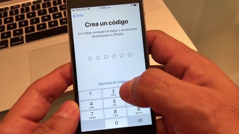 Kuinka uusi iPhone asennetaan nopeasti ensimmäistä kertaa? - Vaiheittainen opas (esimerkki) 2 aseta iphone salasana