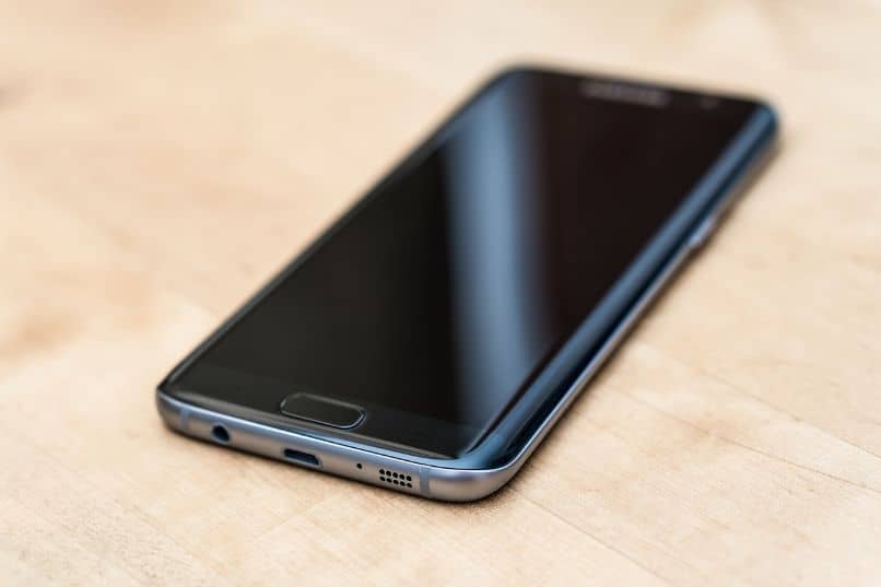 Samsung matkapuhelin