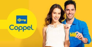 Logo coppel y pareja con tarjeta coppel