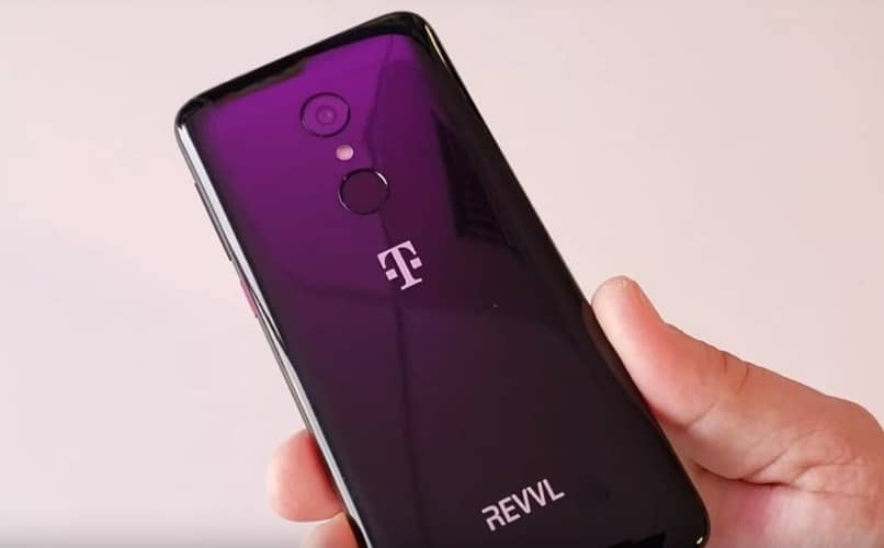 celular t morado