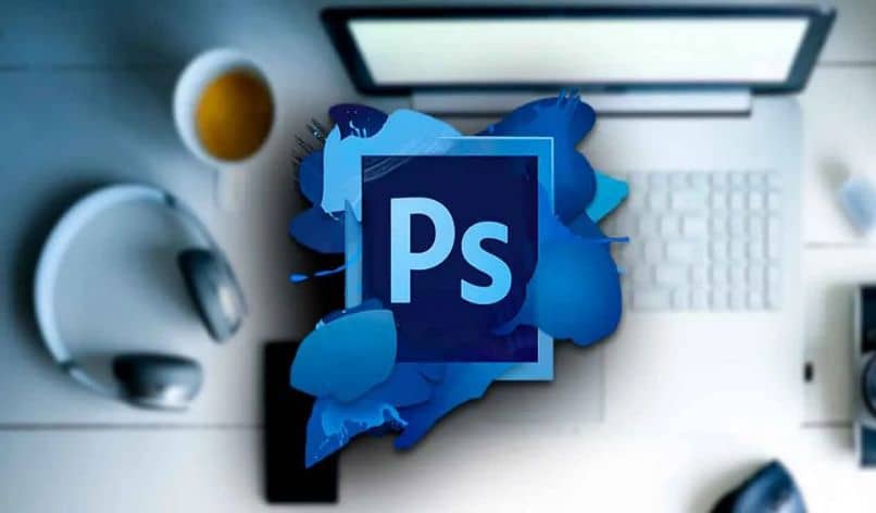 Kuinka luoda ja tallentaa kuva Photoshopissa menettämättä laatua? (Esimerkki) 1 guardar imagen photoshop laptop