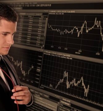 hombre grafica inversiones 11214