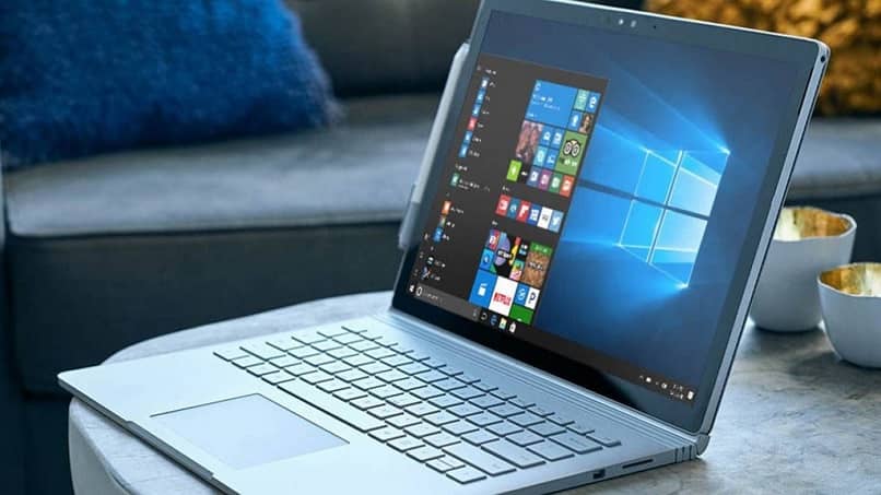 Kuinka avata virrankäyttösuunnitelman asetukset Windows 10: ssä? - Helppo ja nopea (esimerkki) 1 laptop encendida con windows