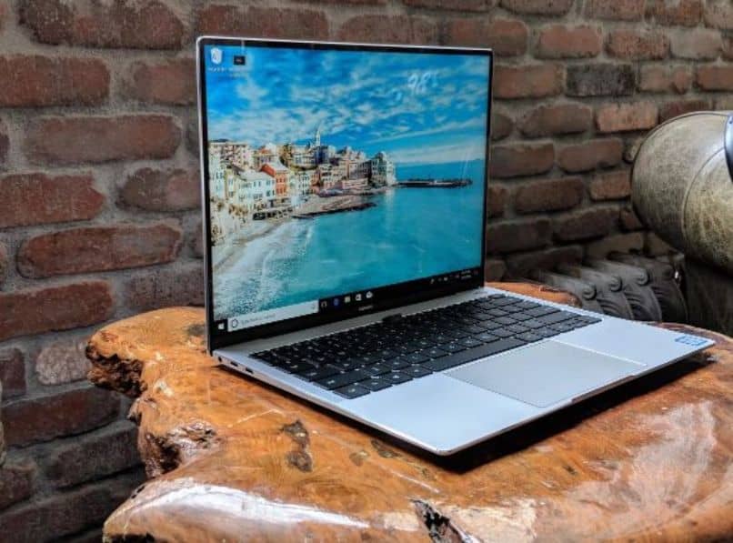 Bluetoothin asentaminen ja aktivointi Windows 10 -tietokoneelleni (esimerkki) 1 laptop plateada