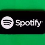 logo spotify fondo verde