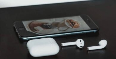 Mitkä ovat parhaat vaihtoehdot AirPod-laitteille musiikin kuunteluun iPhonessa tai Androidissa? - Halpa hinta 4 mejores alternativas airpods