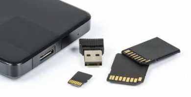 Ohjelmien asentaminen USB-muistille ja kiintolevytilan säästäminen (esimerkki) Katso miten se on tehty 4 memorias usb lector negro
