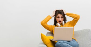 Kuinka korjata DRIVER_INVALID_STACK_ACCESS -virhe Windows 10: ssä? (Esimerkki) 29 mujer mensaje error portatil 9762