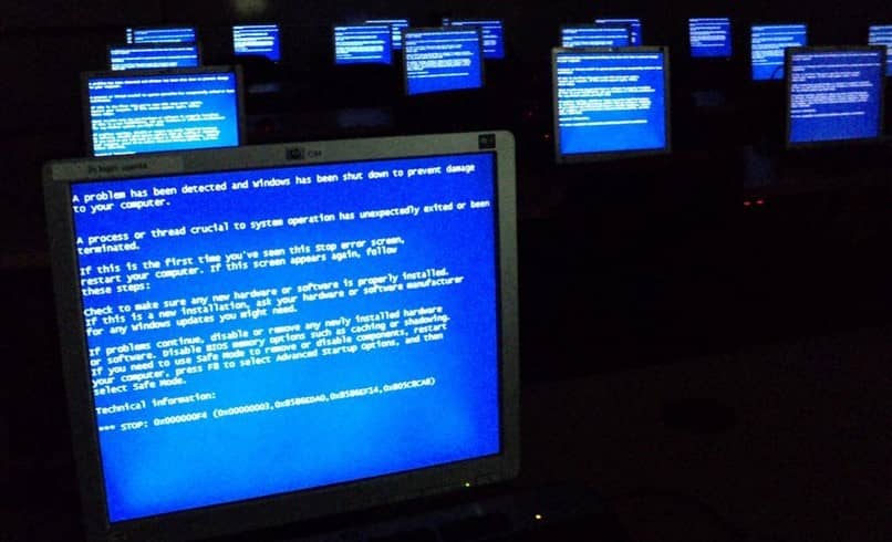 Kuinka korjata INVALID_AFFINITY_SET -virhe 0x00000003 Windows 10: ssä (esimerkki) 1 pantallazo azul error windows 9796