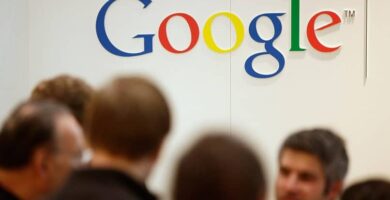 personas reunidas google