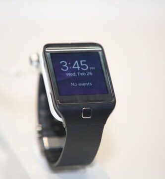 smartwatch gris mesa 10048