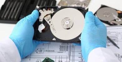 Kuinka korjata BAD SYSTEM CONFIG INFO -virhe Windows 10: ssä? (Esimerkki) 31 tecnico atendiendo pc 9763