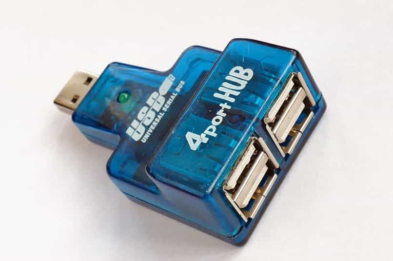 usb -portti ei toimi, antaa virheen