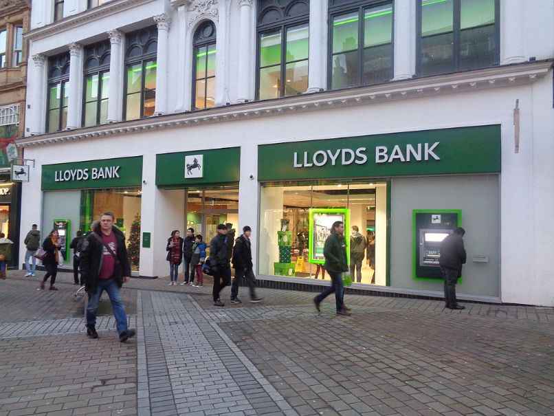 lloydsin tärkeimmät pankit Yhdistynyt kuningaskunta