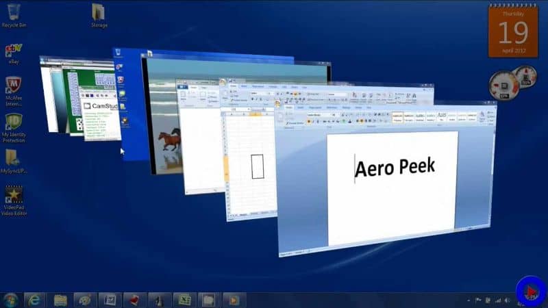Windows, jossa on Aero Peek Windowsissa