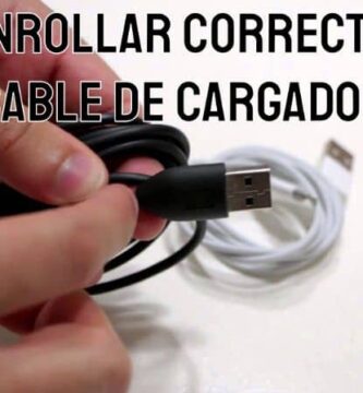 Como enrollar un cable de cargador