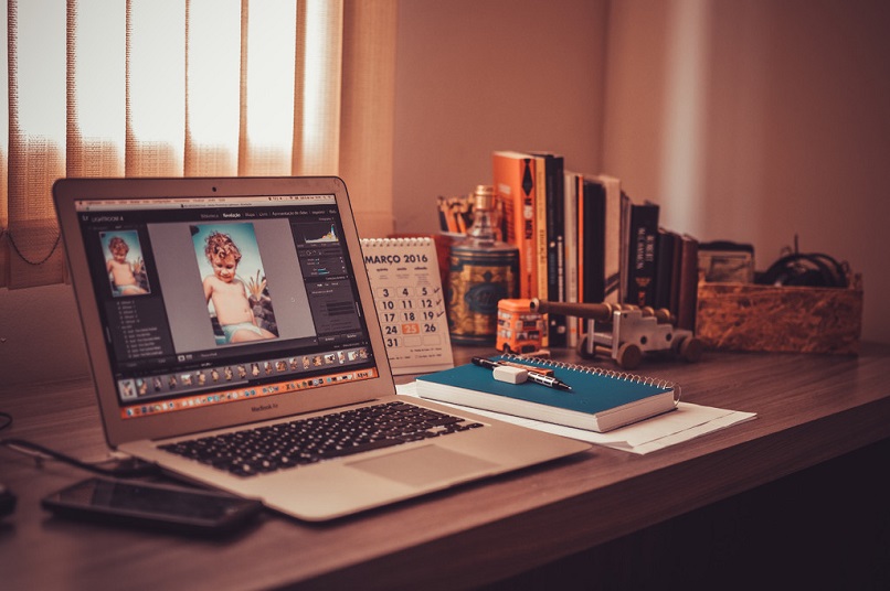 Vapaan käden piirtäminen kynällä ja siveltimellä Adobe Illustratorissa (esimerkki) 1 MCSH1984 1 1