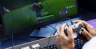 Kuinka lunastaa koodi Fortnitessa PC: llä, PS4: llä, Switchillä, Androidilla, iOS: lla ja Xboxilla? (Esimerkki) 8 canjear codigo en Fortnite