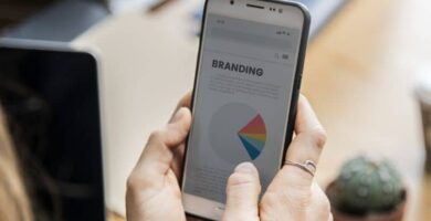 Kuinka välttää matkapuhelimen käytön liiallinen väärinkäyttö tai riippuvuus työssä 30 celular android 9994