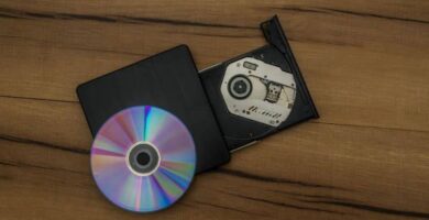 CD -kannen tai kannen tekeminen Adobe Illustratorissa - nopeaa ja helppoa (esimerkki) 22 discos cd