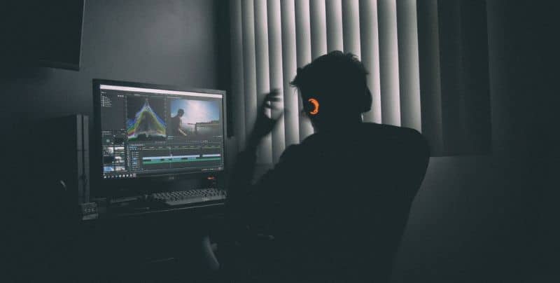 Kuinka muuntaa AVI -video MP4: ksi ilman ohjelmia? - Helppo ja nopea (esimerkki) 1 editando video